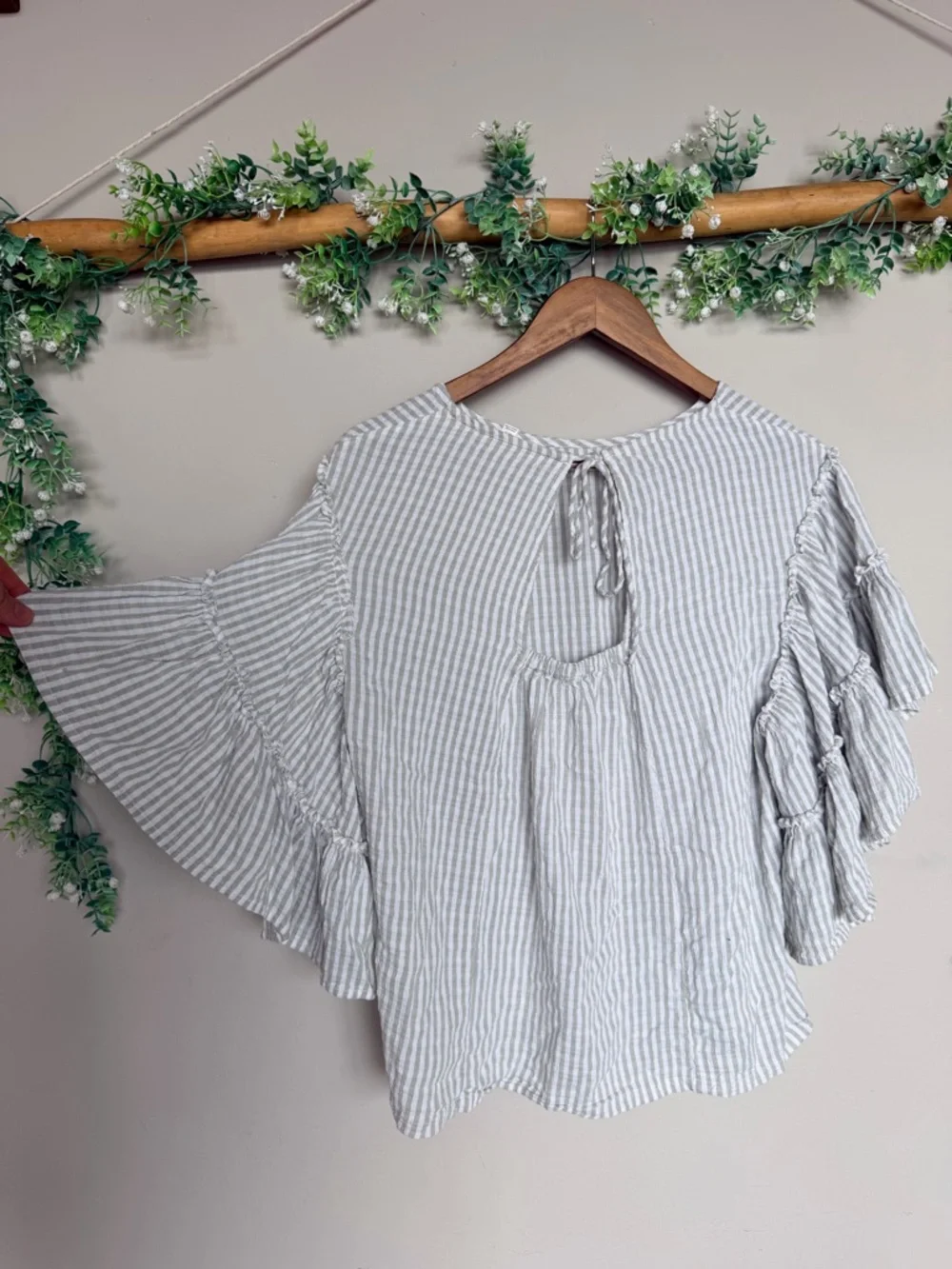 Gray Striped Ruffle Sleeve Flowy Top - Picture 7 of 7